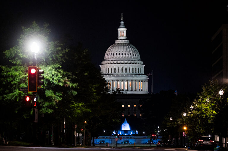 Image of the U.S. Capitol at night