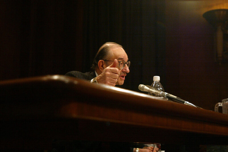 Greenspan testifies before Senate Budget Committee